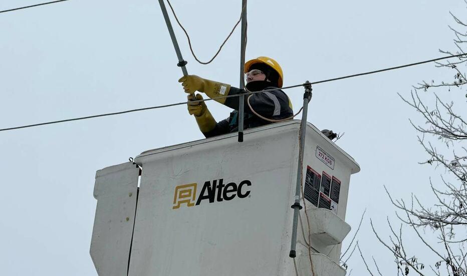 za-tizhden-energetiki-dtek-kijivski-regionalni-elektromerezhi-povernuli-svitlo-ponad-chotirom-tisyacham-rodin-kijivshchini-1