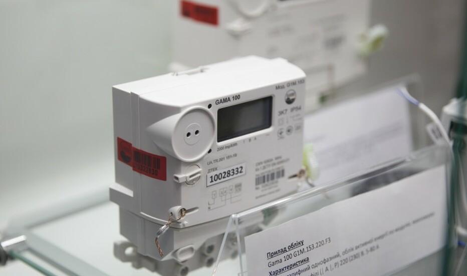 yak-ekonomiti-na-elektroenergiji-z-lichilnikom-den-nich-rozpovidaye-dtek-kijivski-regionalni-elektromerezhi-1