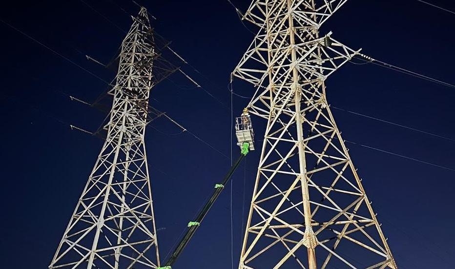energetichna-nezlamnist-energetiki-dtek-kijivski-regionalni-elektromerezhi-usunuli-2-5-tisyachi-poshkodzhen-liniy-z-pochatku-povnomasshtabnoji-viyni-1