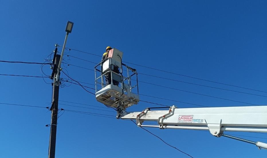 energetiki-dtek-kijivski-regionalni-elektromerezhi-vidnovili-svitlo-dlya-ponad-8-tisyach-rodin-za-dobu-1