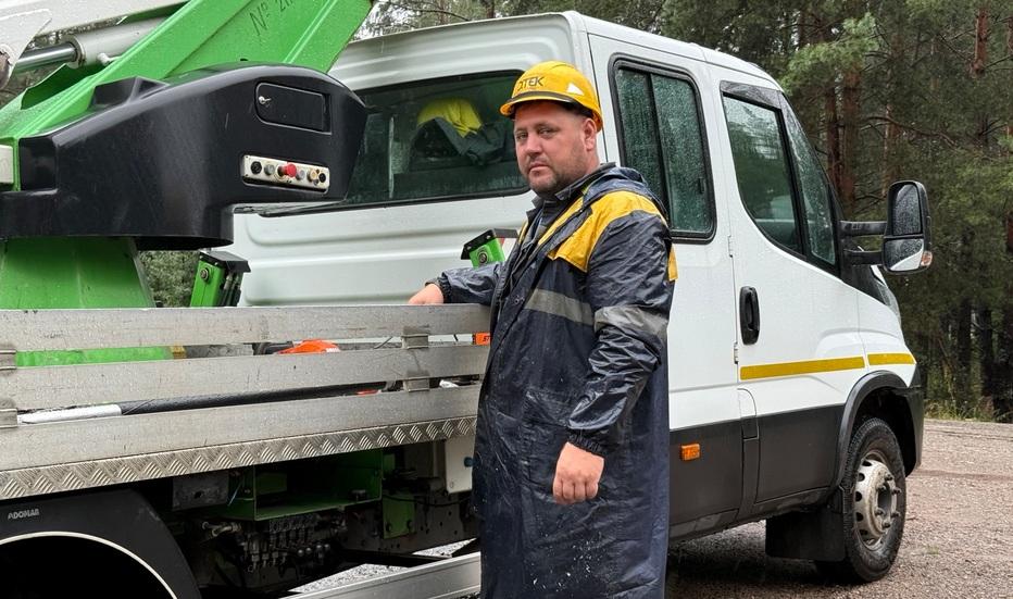 tretyu-dobu-energetiki-dtek-kijivski-regionalni-elektromerezhi-likvidovuyut-naslidki-negodi-1